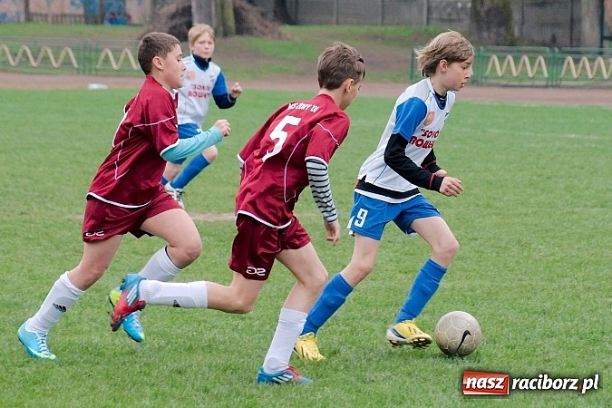 Zdjęcie w galerii na portalu naszraciborz.pl: Najmłodszy na boisku zapewnił Unii komplet punktów wiadomości z regionu