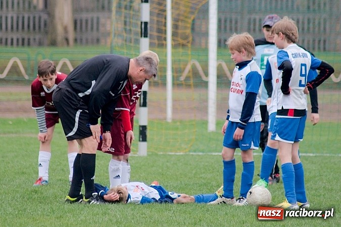 Zdjęcie w galerii na portalu naszraciborz.pl: Najmłodszy na boisku zapewnił Unii komplet punktów wiadomości z regionu
