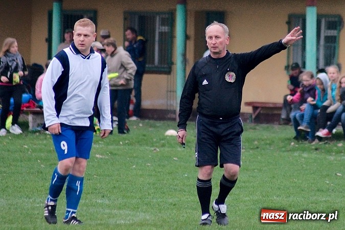 Zdjęcie w galerii na portalu naszraciborz.pl: C klasa: Mecz na szczycie dla Czernicy wiadomości z regionu