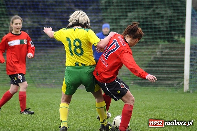 Zdjęcie w galerii na portalu naszraciborz.pl: Gamowianki poległy z Naprzodem wiadomości z regionu