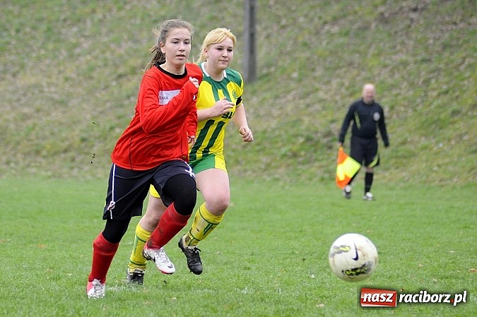 Zdjęcie w galerii na portalu naszraciborz.pl: Gamowianki poległy z Naprzodem wiadomości z regionu