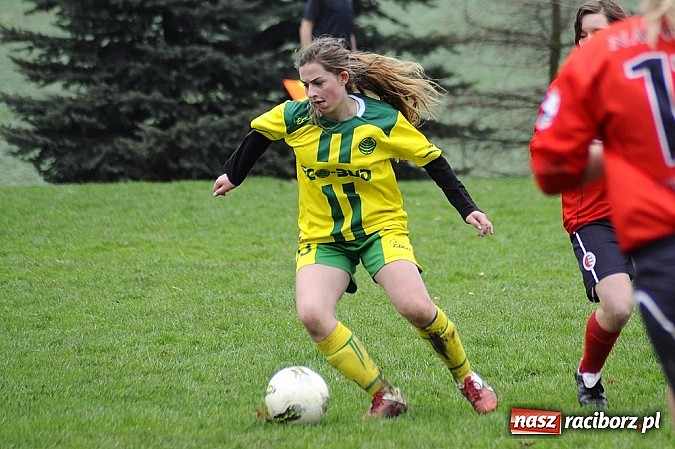 Zdjęcie w galerii na portalu naszraciborz.pl: Gamowianki poległy z Naprzodem wiadomości z regionu