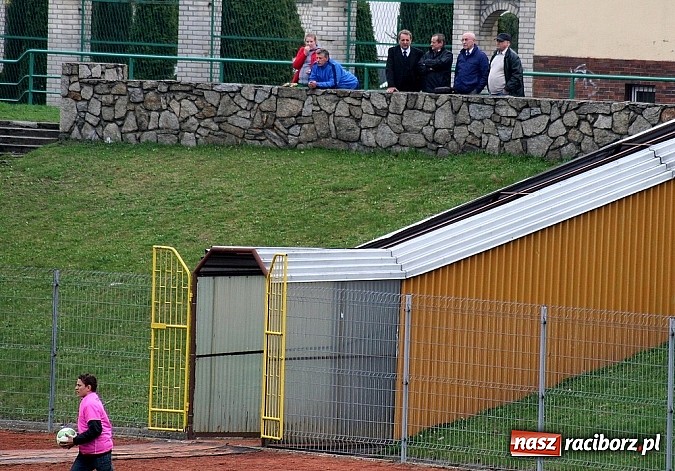 Zdjęcie w galerii na portalu naszraciborz.pl: Unitki rozgromiły piłkarki Górnika Łęczna wiadomości z regionu