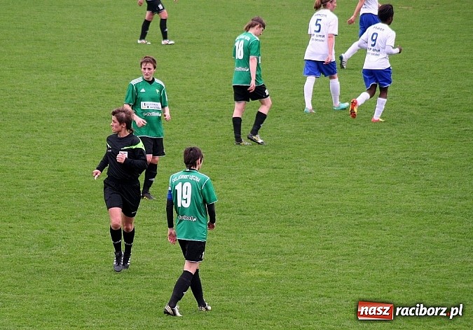 Zdjęcie w galerii na portalu naszraciborz.pl: Unitki rozgromiły piłkarki Górnika Łęczna wiadomości z regionu
