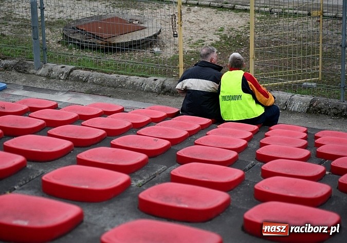 Zdjęcie w galerii na portalu naszraciborz.pl: Unitki rozgromiły piłkarki Górnika Łęczna wiadomości z regionu