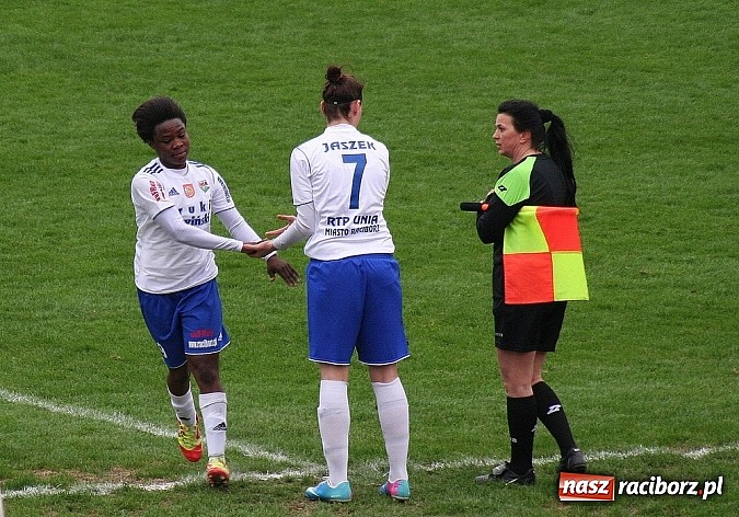 Zdjęcie w galerii na portalu naszraciborz.pl: Unitki rozgromiły piłkarki Górnika Łęczna wiadomości z regionu