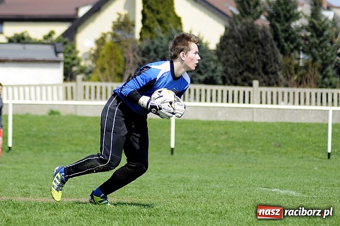 Zdjęcie w galerii na portalu naszraciborz.pl: Emocje, kartki i remis w Studziennej wiadomości z regionu