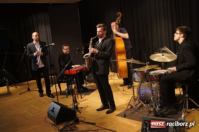 Zdjęcie w galerii na portalu naszraciborz.pl: Fantastyczny New Bone w RCK wiadomości z regionu