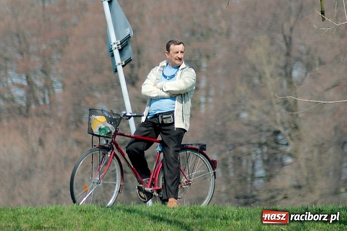 Zdjęcie w galerii na portalu naszraciborz.pl: Podział punktów w juniorskich derbach wiadomości z regionu