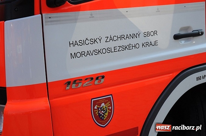 Zdjęcie w galerii na portalu naszraciborz.pl: Manewry 2013 - pożar w SGL Carbon. W akcji kilkadziesiąt zastępów z Polski i Czech wiadomości z regionu