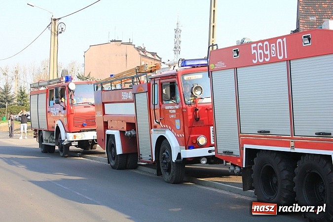 Zdjęcie w galerii na portalu naszraciborz.pl: Manewry 2013 - pożar w SGL Carbon. W akcji kilkadziesiąt zastępów z Polski i Czech wiadomości z regionu