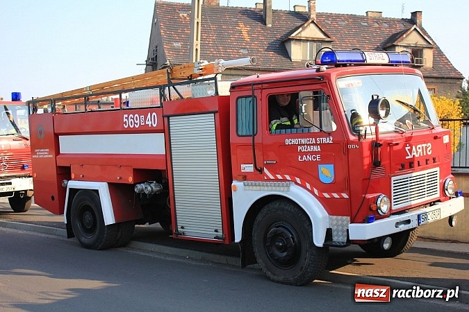 Zdjęcie w galerii na portalu naszraciborz.pl: Manewry 2013 - pożar w SGL Carbon. W akcji kilkadziesiąt zastępów z Polski i Czech wiadomości z regionu