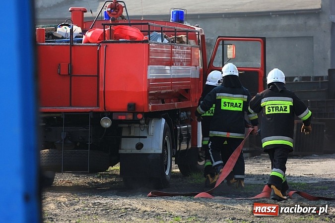 Zdjęcie w galerii na portalu naszraciborz.pl: Manewry 2013 - pożar w SGL Carbon. W akcji kilkadziesiąt zastępów z Polski i Czech wiadomości z regionu