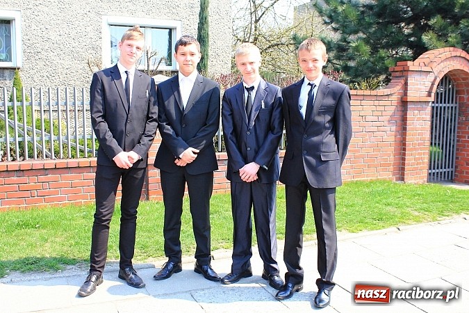 Zdjęcie w galerii na portalu naszraciborz.pl: Gimnazjaliści po pierwszym dniu zmagań wiadomości z regionu