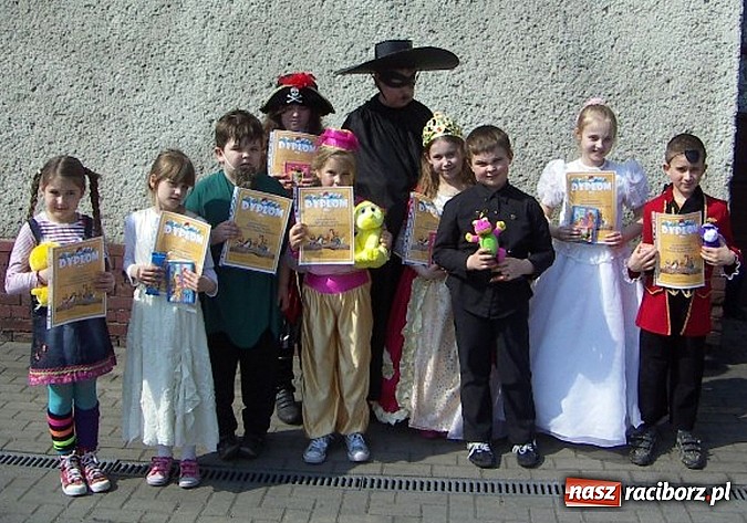 Zdjęcie w galerii na portalu naszraciborz.pl: Światowy Dzień Książki w Brzeziu wiadomości z regionu