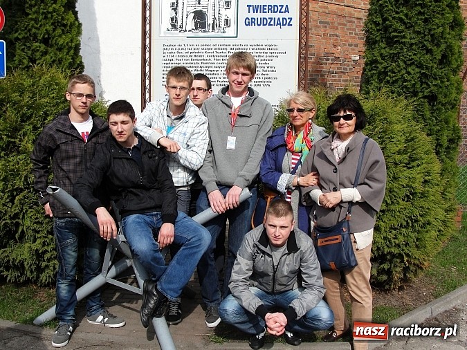 Zdjęcie w galerii na portalu naszraciborz.pl: Ogromny sukces Budowlanki. 1. miejsce w Turnieju Złota Kielnia i Puchar Ministra wiadomości z regionu