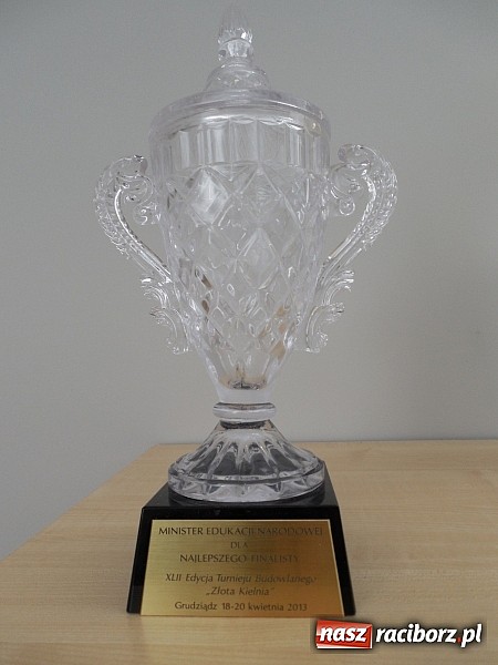 Zdjęcie w galerii na portalu naszraciborz.pl: Ogromny sukces Budowlanki. 1. miejsce w Turnieju Złota Kielnia i Puchar Ministra wiadomości z regionu