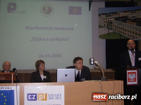 Zdjęcie w galerii na portalu naszraciborz.pl: Buzek - Migalski, niedoszłe starcie wiadomości z regionu