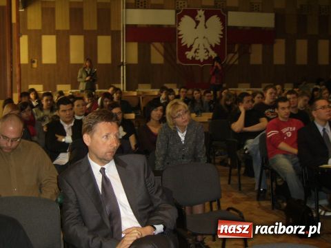 Zdjęcie w galerii na portalu naszraciborz.pl: Buzek - Migalski, niedoszłe starcie wiadomości z regionu