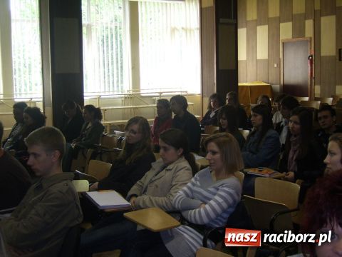 Zdjęcie w galerii na portalu naszraciborz.pl: Buzek - Migalski, niedoszłe starcie wiadomości z regionu