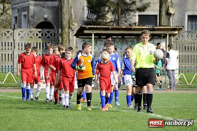 Zdjęcie w galerii na portalu naszraciborz.pl: Sześć goli przy Wyszyńskiego wiadomości z regionu