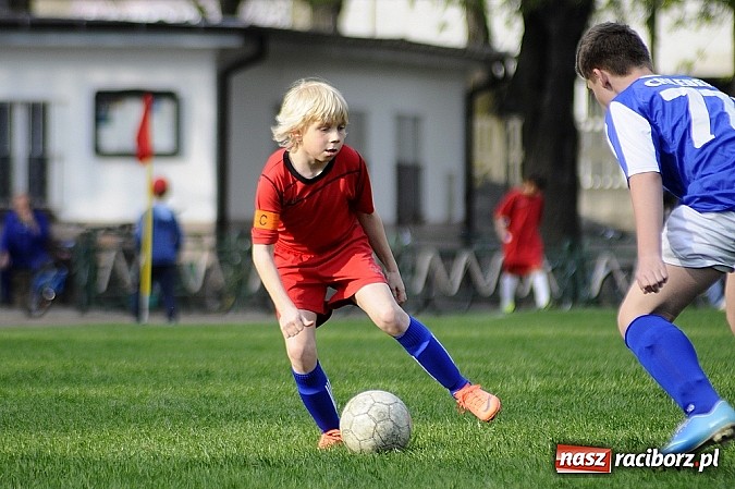 Zdjęcie w galerii na portalu naszraciborz.pl: Sześć goli przy Wyszyńskiego wiadomości z regionu