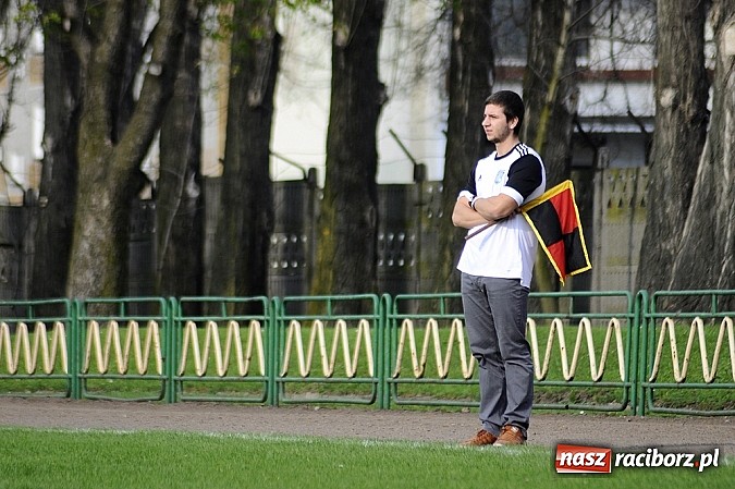 Zdjęcie w galerii na portalu naszraciborz.pl: Sześć goli przy Wyszyńskiego wiadomości z regionu