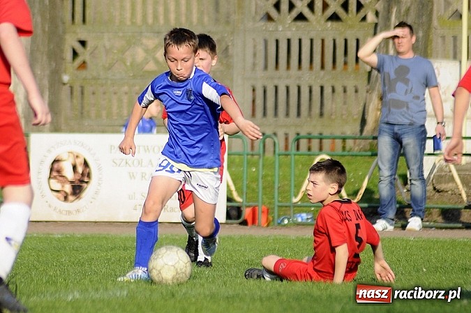Zdjęcie w galerii na portalu naszraciborz.pl: Sześć goli przy Wyszyńskiego wiadomości z regionu