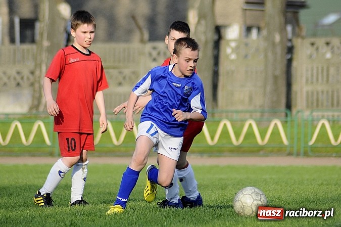 Zdjęcie w galerii na portalu naszraciborz.pl: Sześć goli przy Wyszyńskiego wiadomości z regionu