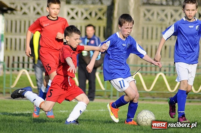 Zdjęcie w galerii na portalu naszraciborz.pl: Sześć goli przy Wyszyńskiego wiadomości z regionu