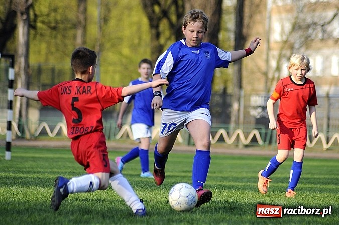 Zdjęcie w galerii na portalu naszraciborz.pl: Sześć goli przy Wyszyńskiego wiadomości z regionu