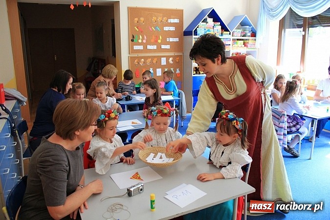Zdjęcie w galerii na portalu naszraciborz.pl: Przedszkolaki wykazały się wiedzą o Raciborzu wiadomości z regionu