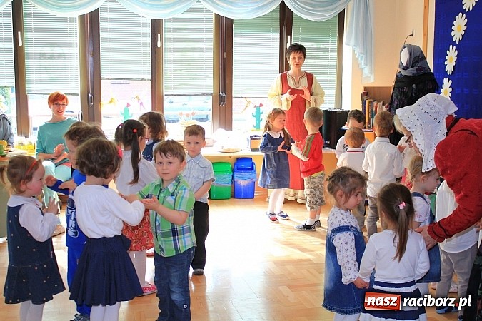 Zdjęcie w galerii na portalu naszraciborz.pl: Przedszkolaki wykazały się wiedzą o Raciborzu wiadomości z regionu