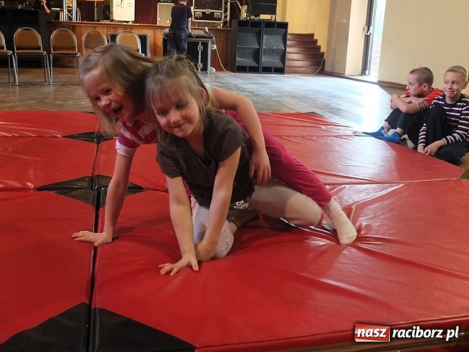 Zdjęcie w galerii na portalu naszraciborz.pl: Młodzi adepci ju-jitsu w Krzanowicach wiadomości z regionu