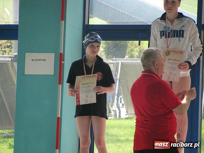 Zdjęcie w galerii na portalu naszraciborz.pl: Pływanie: Chłopcy z 15-tki najlepsi wiadomości z regionu