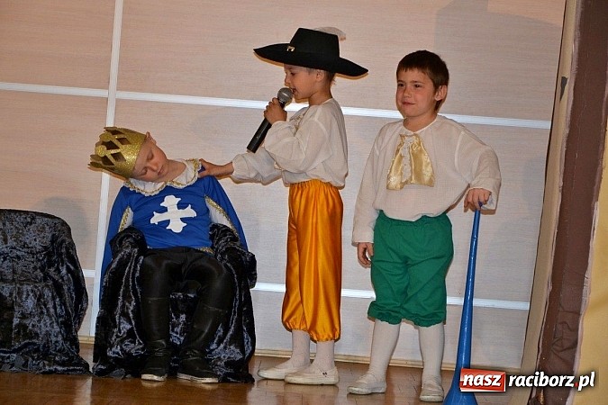 Zdjęcie w galerii na portalu naszraciborz.pl: Teatrzyki przedszkolne na przeglądzie w Tworkowie wiadomości z regionu