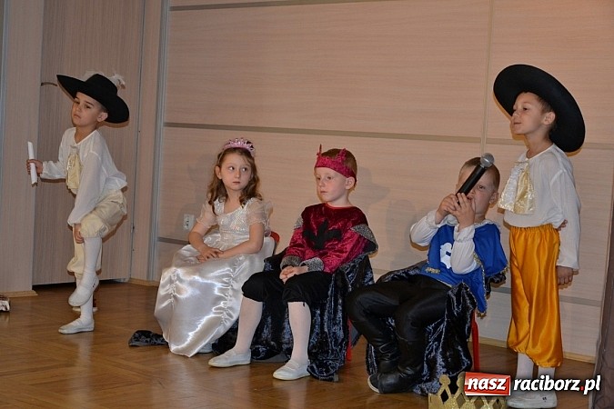 Zdjęcie w galerii na portalu naszraciborz.pl: Teatrzyki przedszkolne na przeglądzie w Tworkowie wiadomości z regionu