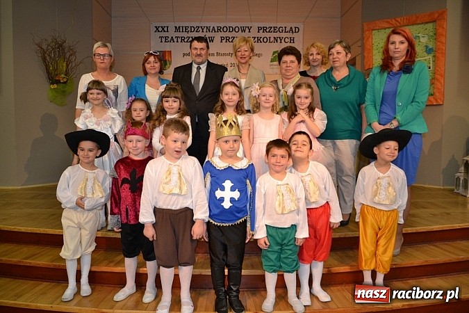 Zdjęcie w galerii na portalu naszraciborz.pl: Teatrzyki przedszkolne na przeglądzie w Tworkowie wiadomości z regionu