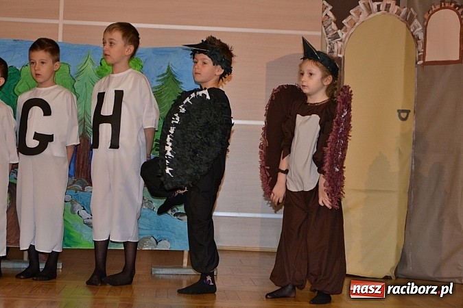 Zdjęcie w galerii na portalu naszraciborz.pl: Teatrzyki przedszkolne na przeglądzie w Tworkowie wiadomości z regionu