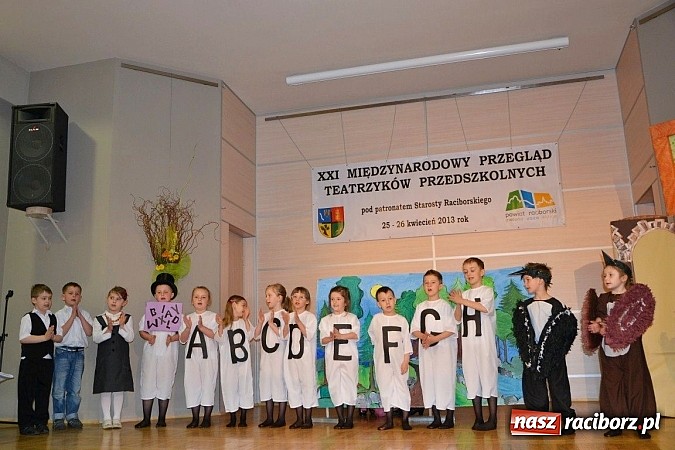 Zdjęcie w galerii na portalu naszraciborz.pl: Teatrzyki przedszkolne na przeglądzie w Tworkowie wiadomości z regionu