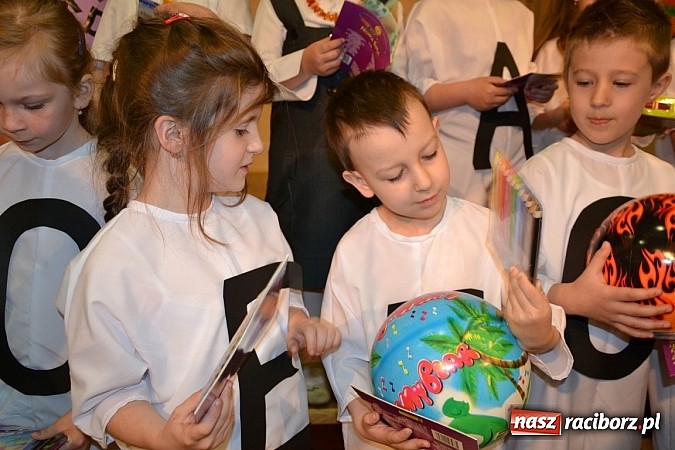 Zdjęcie w galerii na portalu naszraciborz.pl: Teatrzyki przedszkolne na przeglądzie w Tworkowie wiadomości z regionu