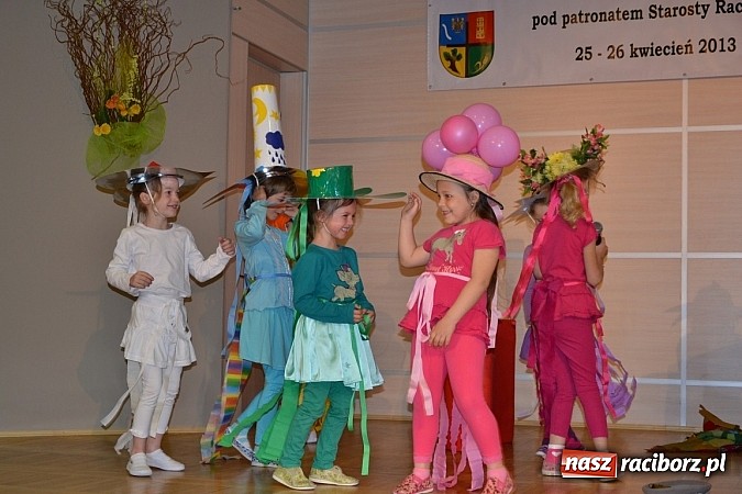 Zdjęcie w galerii na portalu naszraciborz.pl: Teatrzyki przedszkolne na przeglądzie w Tworkowie wiadomości z regionu