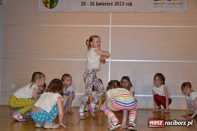 Zdjęcie w galerii na portalu naszraciborz.pl: Teatrzyki przedszkolne na przeglądzie w Tworkowie wiadomości z regionu