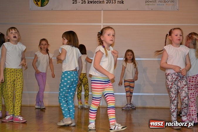 Zdjęcie w galerii na portalu naszraciborz.pl: Teatrzyki przedszkolne na przeglądzie w Tworkowie wiadomości z regionu