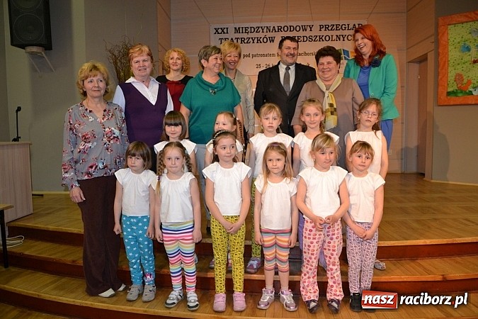 Zdjęcie w galerii na portalu naszraciborz.pl: Teatrzyki przedszkolne na przeglądzie w Tworkowie wiadomości z regionu