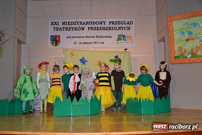 Zdjęcie w galerii na portalu naszraciborz.pl: Teatrzyki przedszkolne na przeglądzie w Tworkowie wiadomości z regionu