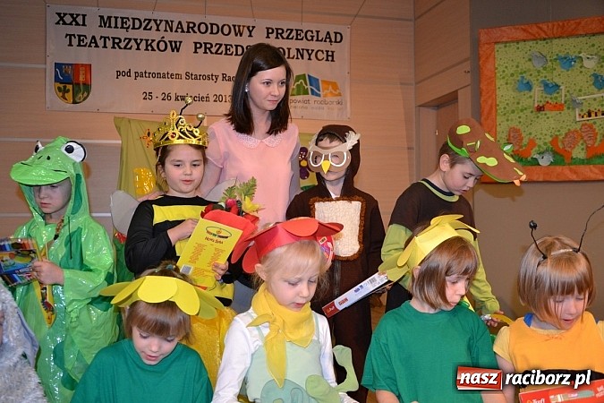 Zdjęcie w galerii na portalu naszraciborz.pl: Teatrzyki przedszkolne na przeglądzie w Tworkowie wiadomości z regionu