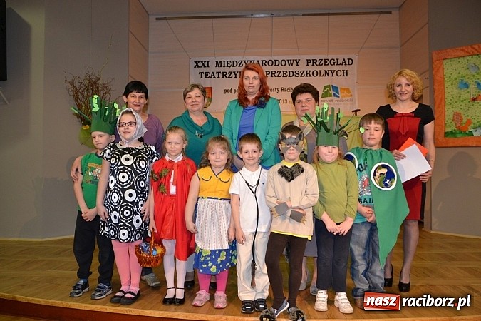 Zdjęcie w galerii na portalu naszraciborz.pl: Teatrzyki przedszkolne na przeglądzie w Tworkowie wiadomości z regionu