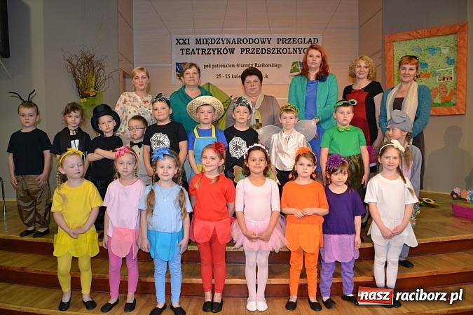 Zdjęcie w galerii na portalu naszraciborz.pl: Teatrzyki przedszkolne na przeglądzie w Tworkowie wiadomości z regionu