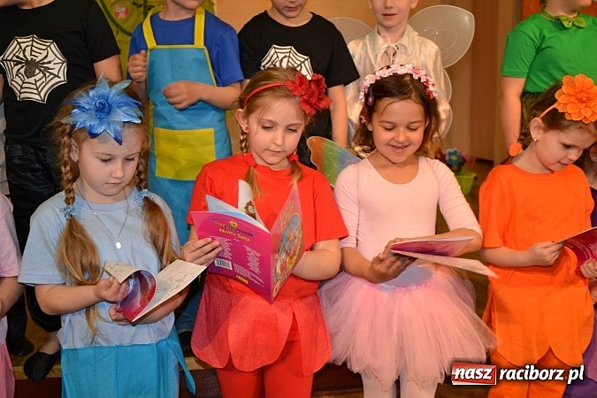 Zdjęcie w galerii na portalu naszraciborz.pl: Teatrzyki przedszkolne na przeglądzie w Tworkowie wiadomości z regionu